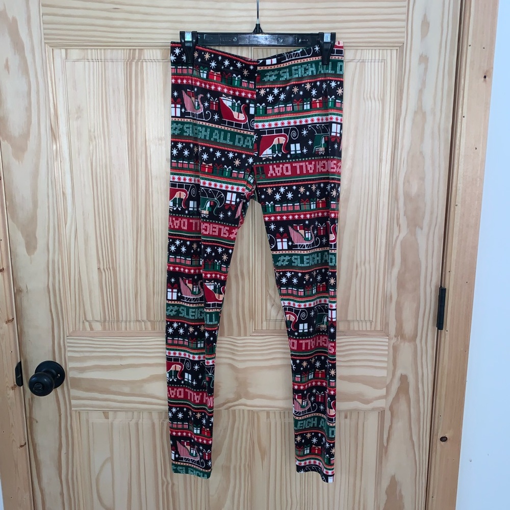 No boundaries “holiday/Christmas print” velvety velour leggings size L 11/13